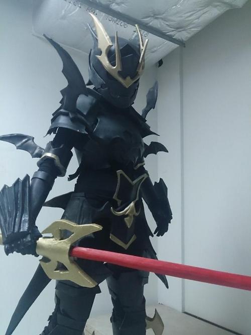 cosplay-gamers:  Hello everyone! This is me dressed up as Dark Knight Alternis Dim from the video game Bravely Default.The costume took me about 5 weeks to construct and is made mostly out of craft/EVA foam. Please check out my cosplay blog for more