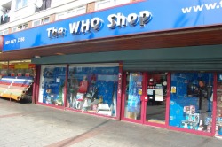 its-for-jam-sherlock:  bonzananza:  kindofthepoint:  deanisanactualprincess:  obiwanjadeobi:  A shop in London dedicated to everything Doctor Who.       no but the best thing is if you pay them like three pounds you can go into the TARDIS at the back