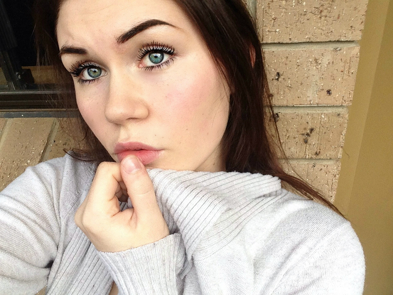 rose-j:  r0llingston3rr:  rose-j:  it’s a wee bit chilly  Jesus Christ your eyebrows