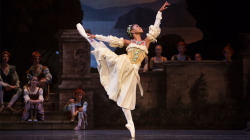 Tiaraloveskandlupita:  Michaela Deprince “I Believe That My Race Has Played A Part