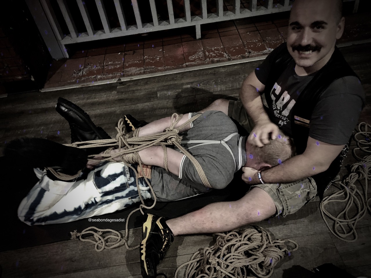 seabondagesadist: Look everyone!  I got to get tied up!  Switch Josh in bondage!