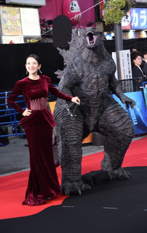 Zhang Ziyi & Godzilla