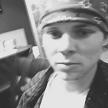 idk luke hemmings