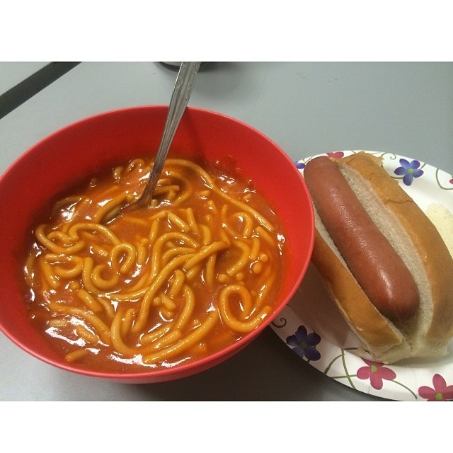 About the ghettoest lunch I ever had but I gotta save for summaaaa so the $20 a day