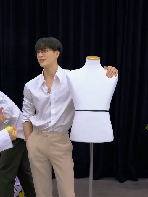His Tiny Waist