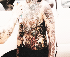 ynahtir:  Tony Perry Shirtless for Anonymous 