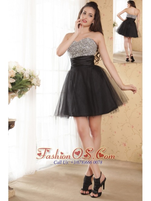 Black short puffy prom dress