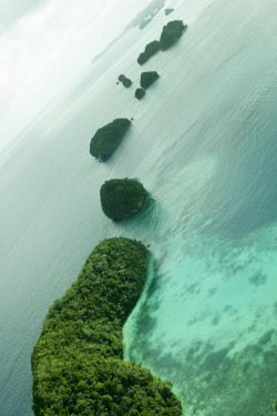 estimfalos:   Palau by air, Christopher Sherlock 