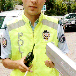 geceyidinlerken:  ayriliginellitonu:  nanelisekervesu:  dumanistyaren:  gifdunyasi: