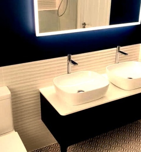 Modern Bathroom - Kids