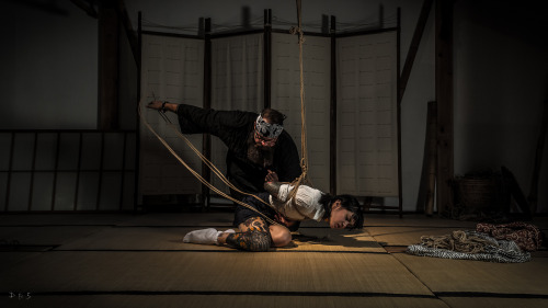 strictly-dirtyvonp:  Me tying @kitiza-perche Photos by : D-B-S Session 1/3 