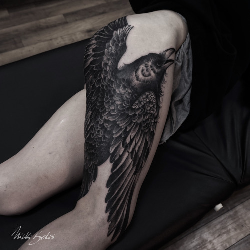 shalladoretattoo:  Stunning raven leg piece by Nicki Kelis.