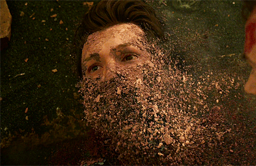 zolomans:“I’m sorry.”  IM SCREAMING