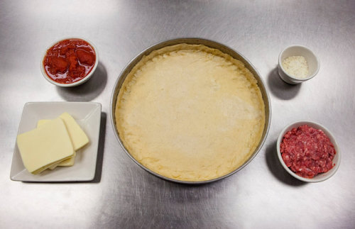 Beautiful to behold: the anatomy of a classic deep-dish pizza.