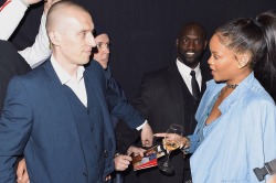 rihconda:  me chatting with your boyfriends 