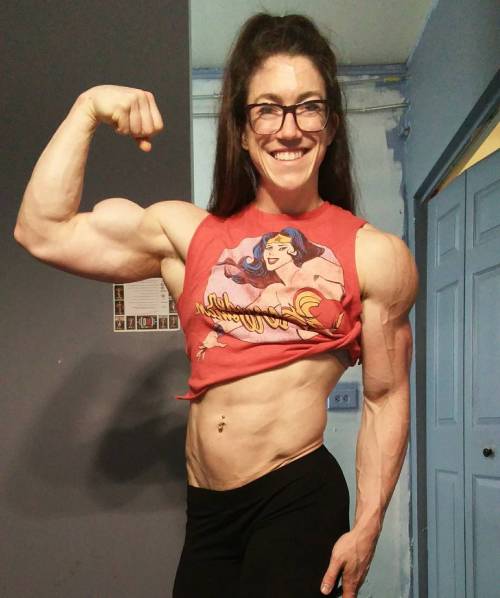 Sexy Female Muscle