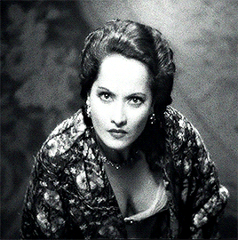 THE SCARLET PIMPERNEL (1934)