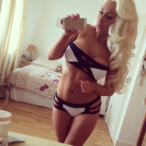 amateur-implant-pics:  @hollydeacon