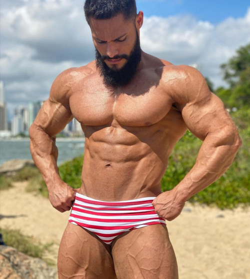Rodrigo Cavalcanti Aka Airon Muscle Proving That Roids Change Men Forever. He Turned Himself From An
