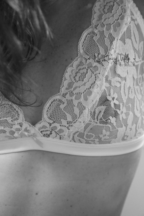 myclassywife:Sexy!
