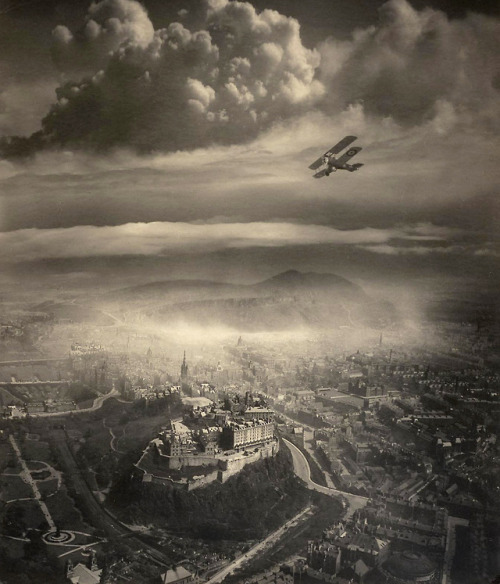 Alfred G. Buckham Aerial view of Edinburgh c. 1920