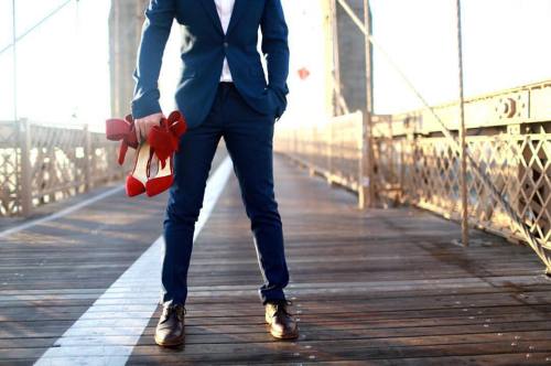 &ldquo;Hold these honey&rdquo; Great shot by @eightstudionyc @trumpetman121 #trumpetman #prewedding