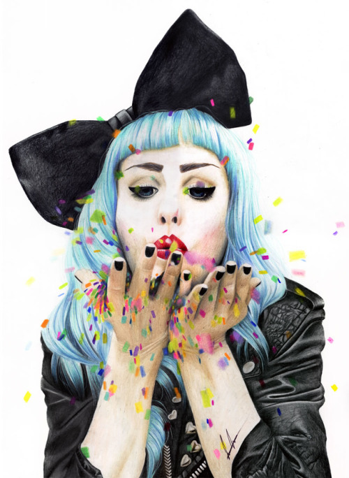 extraordinary drawings are by Australian artist Laura Eddy