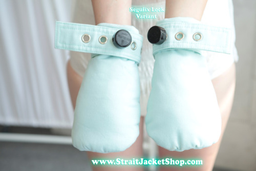  Mint Mittens with Segufix Lock VariantBest to use on misbehaving Little Ones during their Nappy Tra