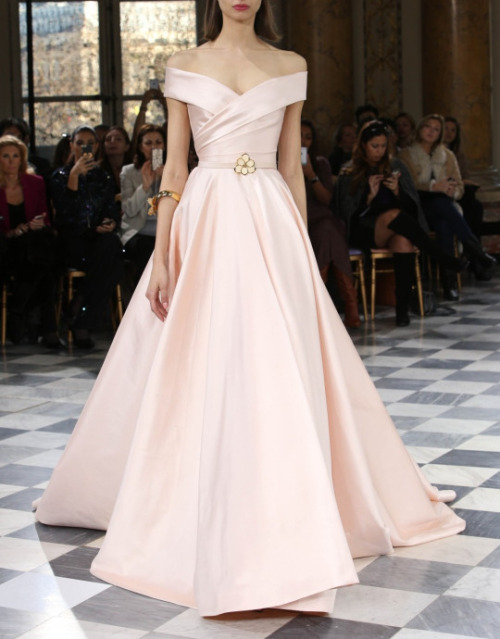 notordinaryfashion:Georges Hobeika Haute Couture Spring 2016