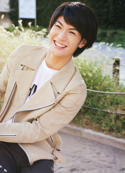 arekushin:Josei Jishin October 2010Miura Haruma ~