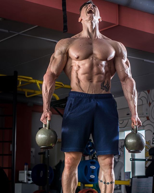   Евгений Михайленко ( @eugene_aesthetics_official )