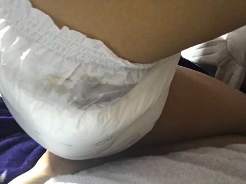 girlcollared:Daddy I think I need a change :(