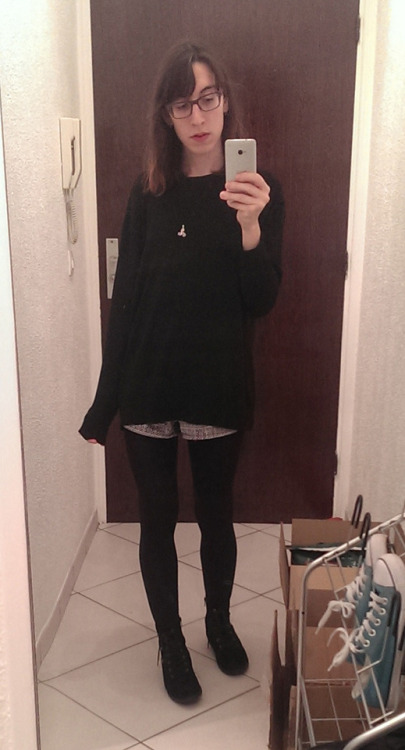  Today’s outfit. :3 (reposting)