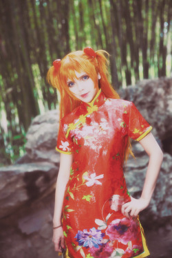 cosplay-soul:  Asuka Langley Soryu | Neon