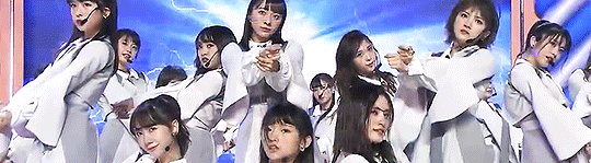 akb48love:  AKB48 → No Way Man @ best hits! kayousai 2018 + winners of dance position