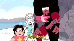 Panicked Pearl in “An Indirect Kiss”