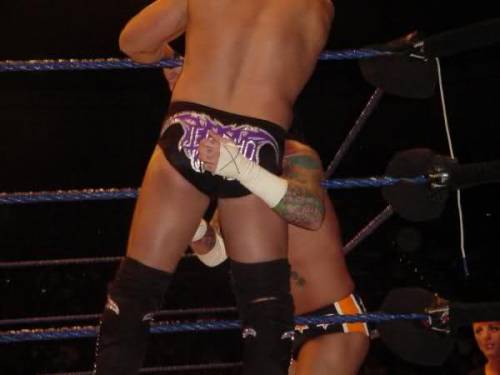ehysexyman:  Confession time: In past I shipped Punkchico.