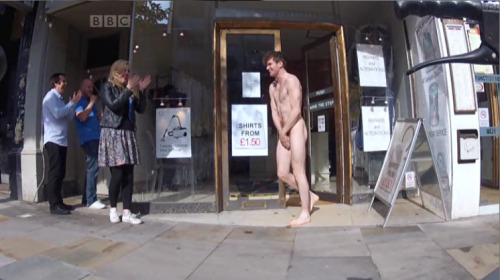 amazingmalenudity:    Joel Dommett   