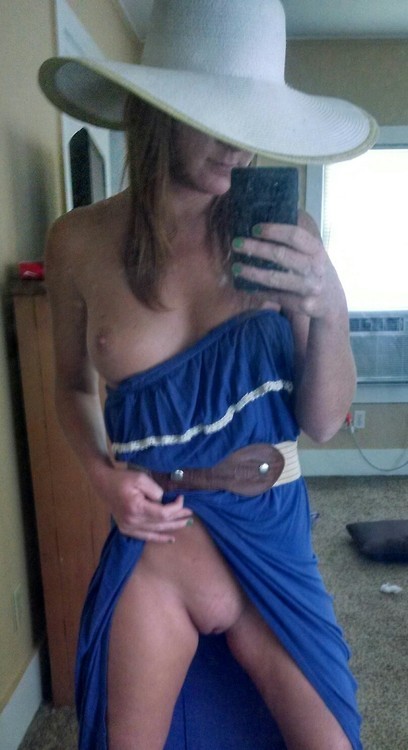 onlyamateurstuff:  VIEW FULL GALLERIES: http://amateurfactory.net/ and FOLLOW US: https://www.tumblr.com/follow/onlyamateurstuff 