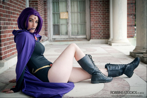 Raven cosplay! follow me on facebook <3 https://www.facebook.com/Microkittycosplay  photos by robbins studios 