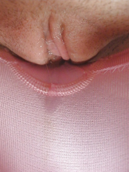 sweetlovejuices: Sweetlovejuices : Dripping Wet Wednesday :) Girl goo in her chonies