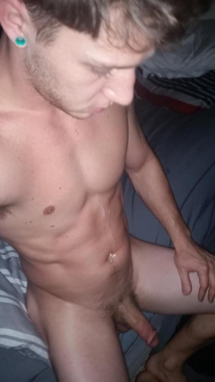 uclafratboy:  1of2dads:  ksufraternitybrother:    Thousands of pics just for you and your dick, follow Daddy 1 if you want to cum.  http://1of2dads.tumblr.com/