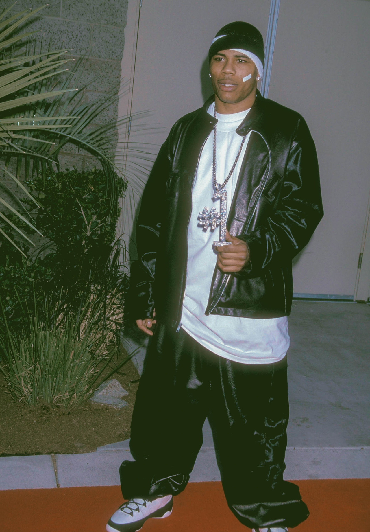 Strapped Archives  Nba fashion, Hip hop outfits, 90s fashion