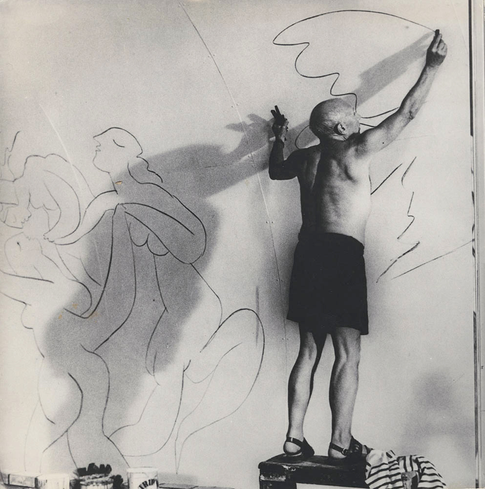 wonderfulambiguity:
“Brassaï, Picasso drawing, 1960s
”