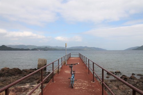 treadonconcrete:Sea transport played an important role at such remote location until the areas near 