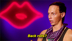 violetchachkii:  TOP TEN RUPAUL’S DRAG RACE FIGHTS: number 8 →  alyssa edwards