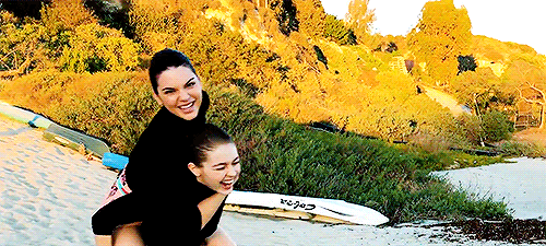 gikendall:Gigi Hadid and Kendall Jenner for Vogue March 2017