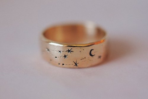 allaboutrings: Written in the Stars Ring sofiazakia.com/collections/rings/products/written-i