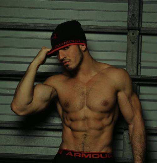 3leapfrogs:  furrypty:  Celebration of Male Beauty.http://furrypty.tumblr.com/  •=• •=• •=• 