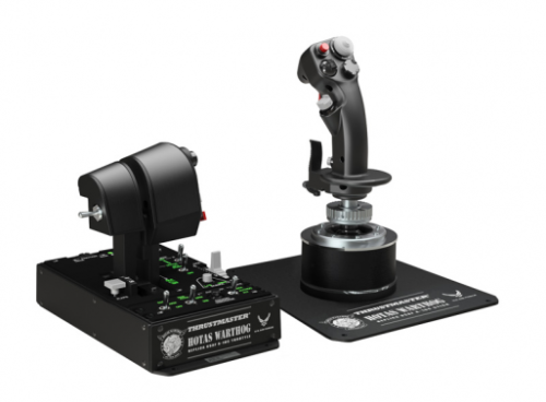 freeonlineflightsimulator:  freeonlineflightsimulator:   Thrustmaster HOTAS Warthog throttle and Stick  supremo of the flight simulator Kit, needs to be as its not cheap !  Check it out , I think its worth the extra money click here  OMG ! Ive